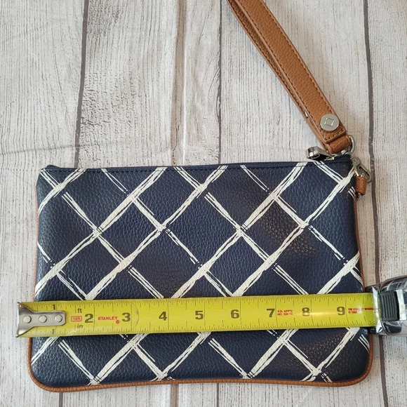 Thirty One *retired print* Navy Blue Dash Of Plaid Pebble Rubie Zip Pouch &Strap - Picture 4 of 8